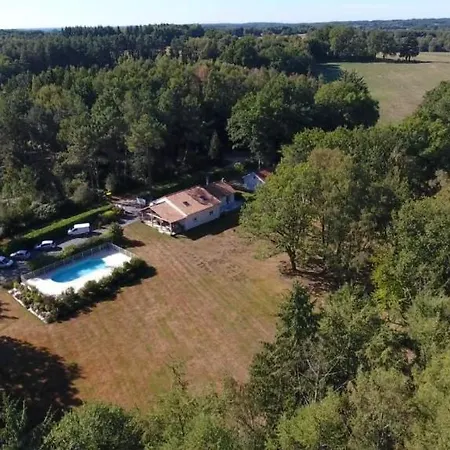 펜션 Domaine Du Grand Roc- 3- La Sitelle Saint-Saud-Lacoussière